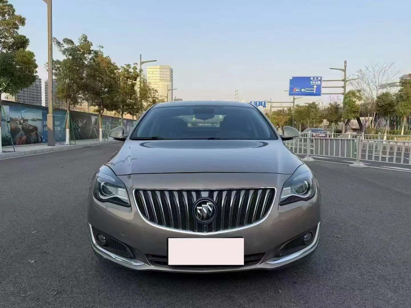2016 Buick Regal 1.6T high trim Elite Technology model