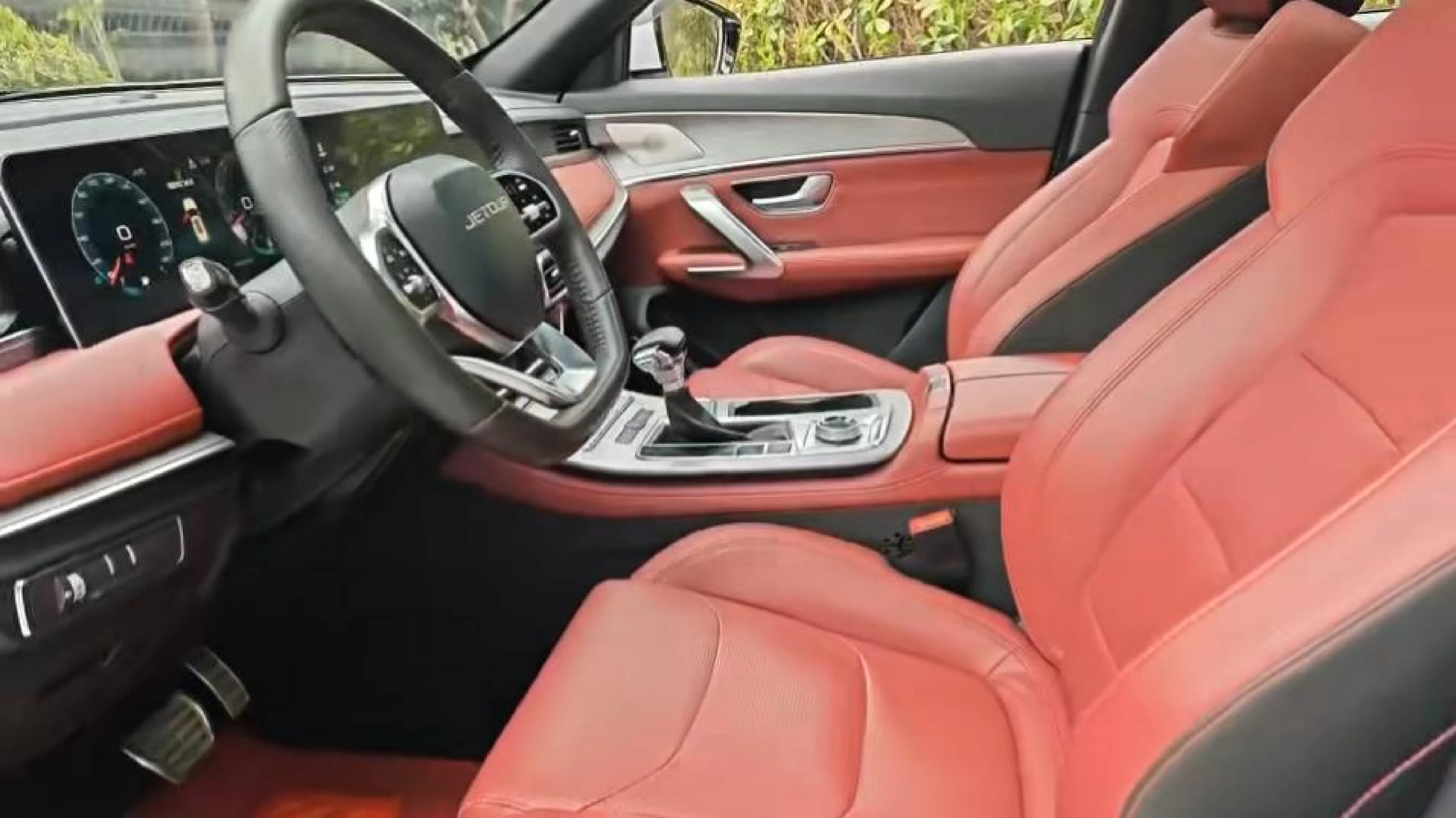 Jetour X70 PLUS-2022-1.6T_20260402113651_05.png